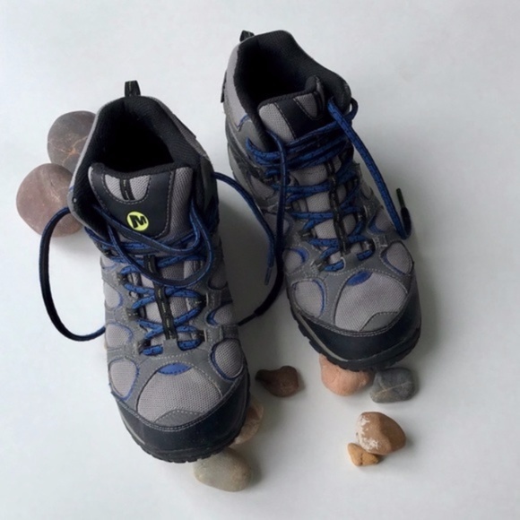 Merrell  Kids Hiking Boots , As Good As New - Water Resistant  size 6 - Picture 1 of 5